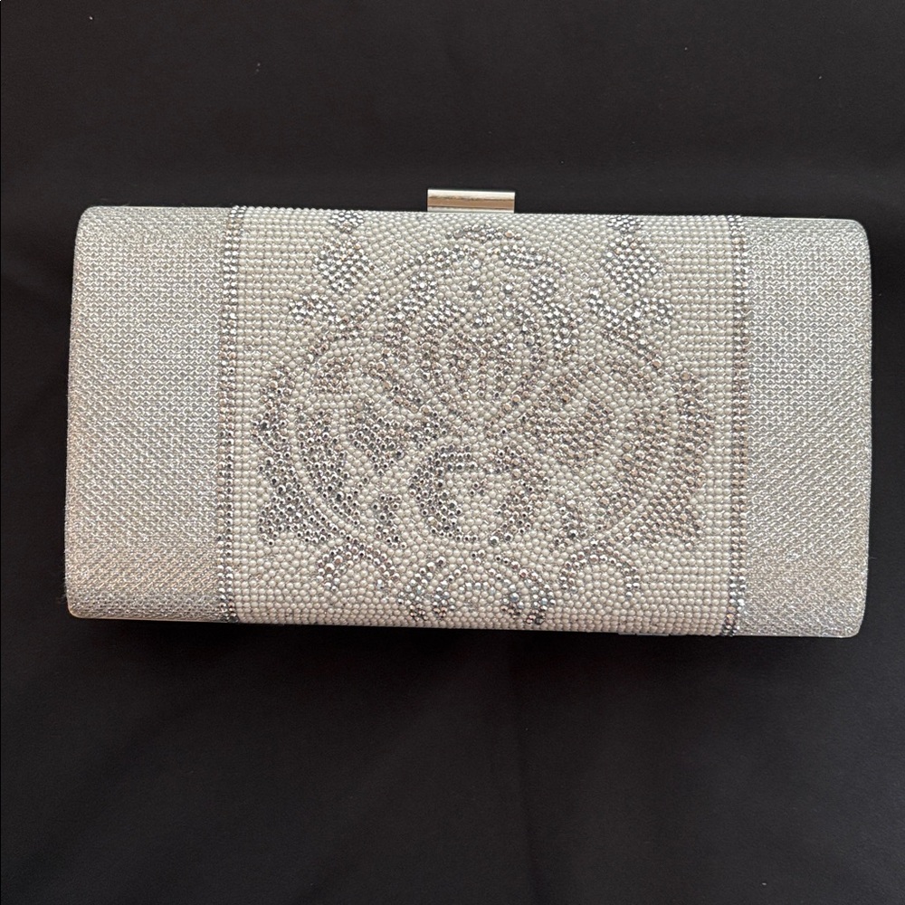 Elegant Silver Embellished Evening Bag/Clutch